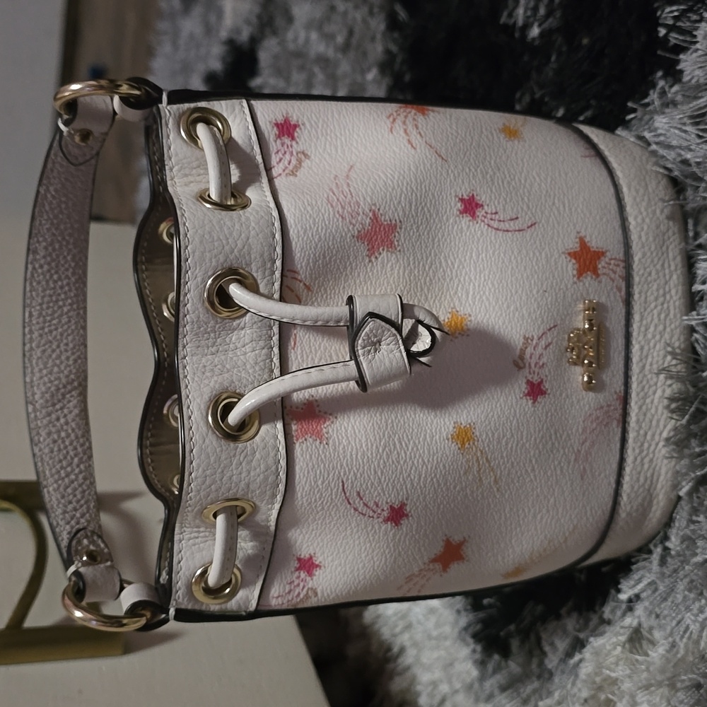 Coach Bucket Bag